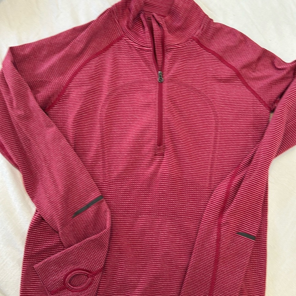 Lulu Swiftly Tech 1/2 zip